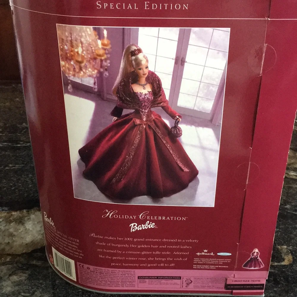 Mattel 2002 Special Edition Holiday Barbie - Picture 4 of 7